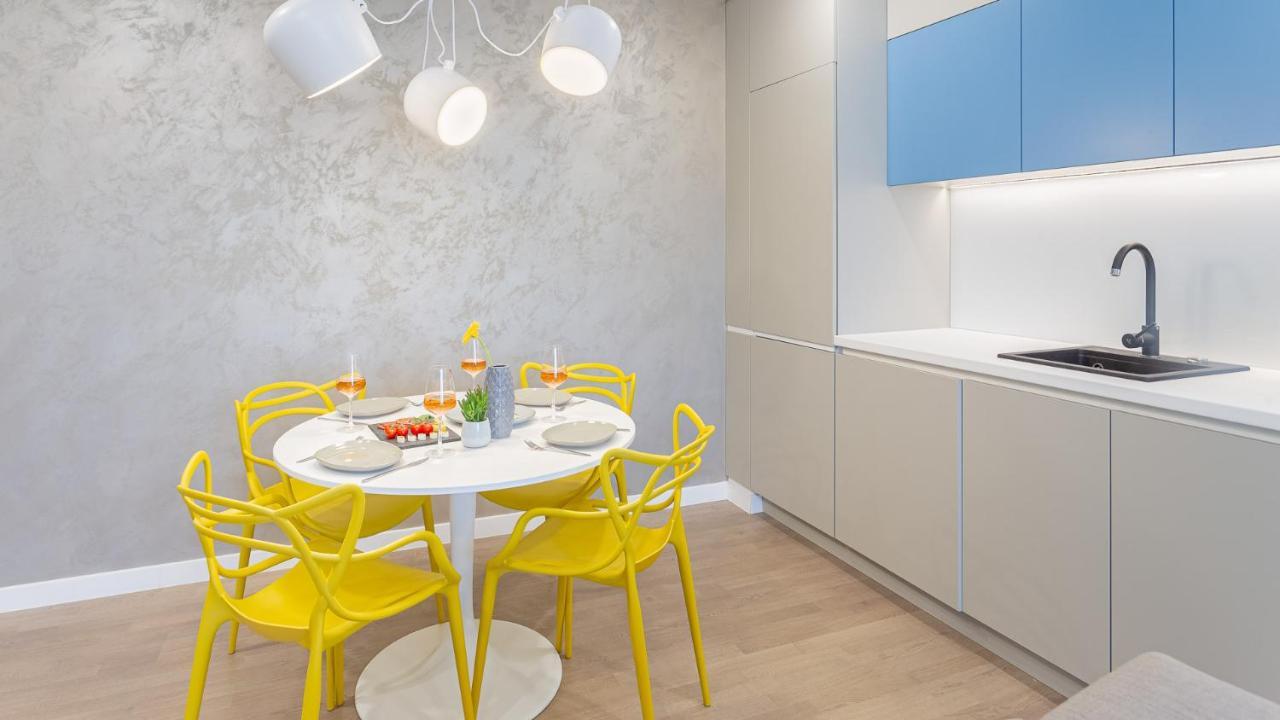 Il Lago - Azur - Cozy Luxurious Smart Home By The Lake Voluntari 外观 照片