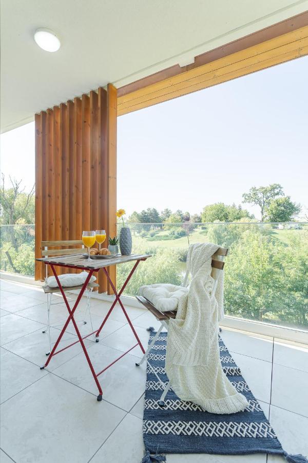 Il Lago - Azur - Cozy Luxurious Smart Home By The Lake Voluntari 外观 照片