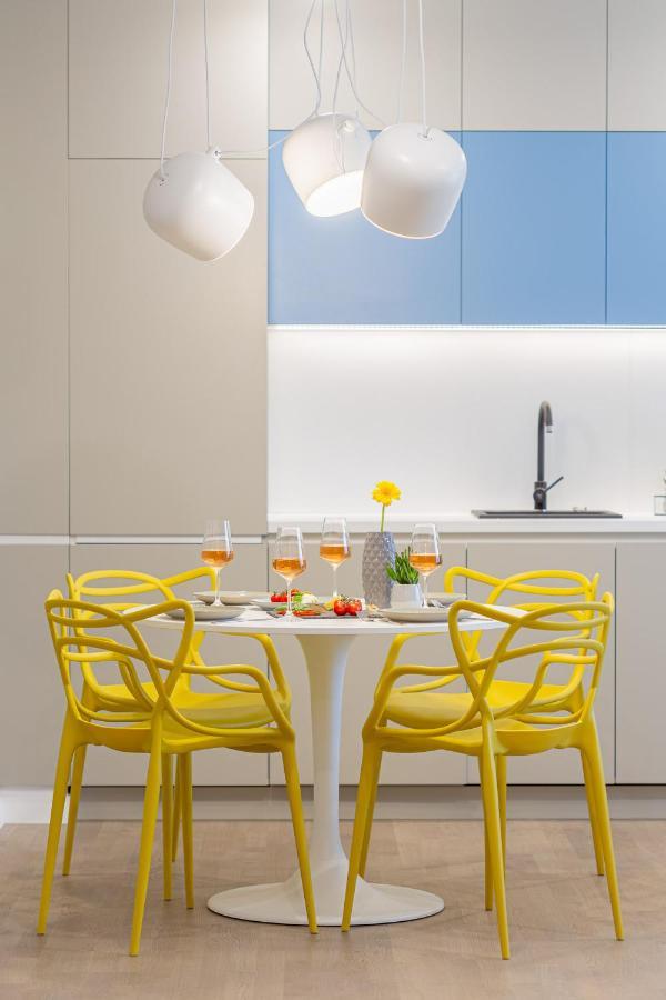 Il Lago - Azur - Cozy Luxurious Smart Home By The Lake Voluntari 外观 照片